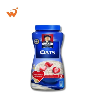 Quaker Oats 900gm (approx.) large value jar with a wide mouth and the classic blue and white branding, showing fresh oats and berries.